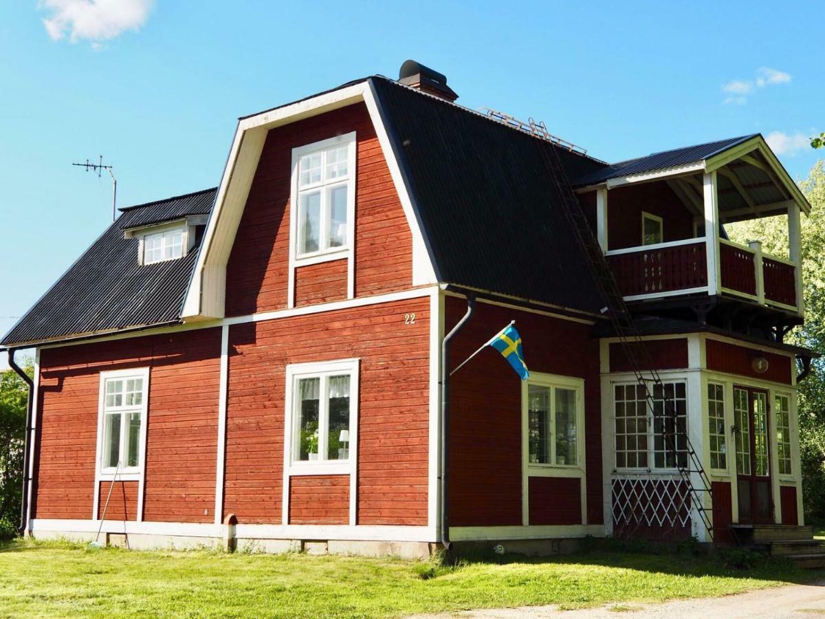 Orsastuguthyrning-Kyrkbyn Villa Luaran gambar
